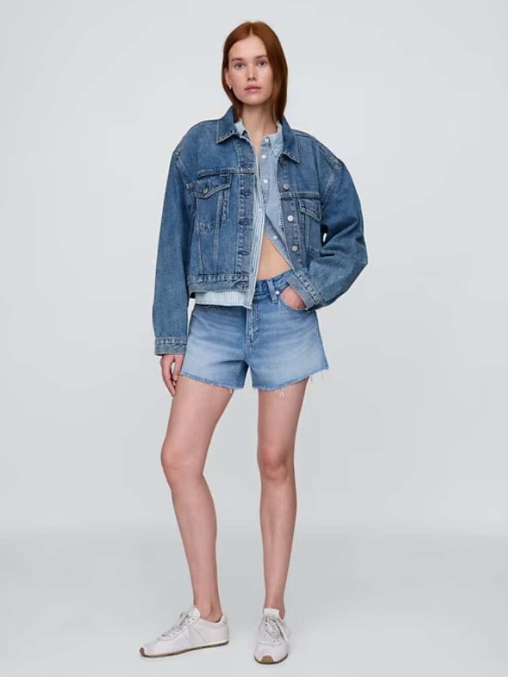 NWT Gap Relaxed Mid-Rise Cutoff Denim Shorts